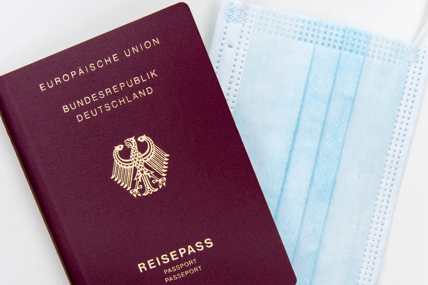 how big are passport photos supposed to be?